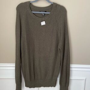 NWT Men’s Solid Olive‎ Sweater- XL